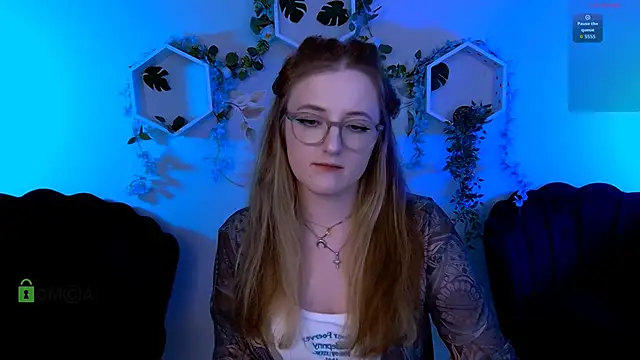 luna_berryy's Live XXX Chat