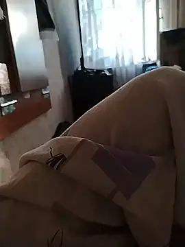 TrickyRebound32 webcam show