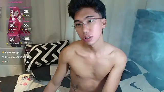Ur_pinoyhotbrix's Live XXX Chat