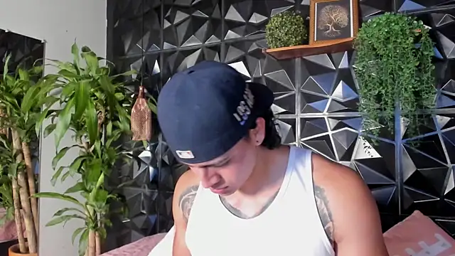 elliot_colton's Live XXX Chat