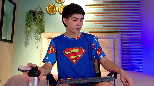 Онлайн чат XXX aalejo_gray