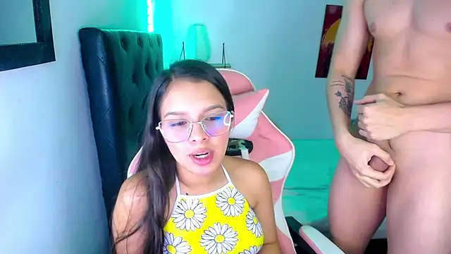 Czat XXX na żywo – jessi_and_boy