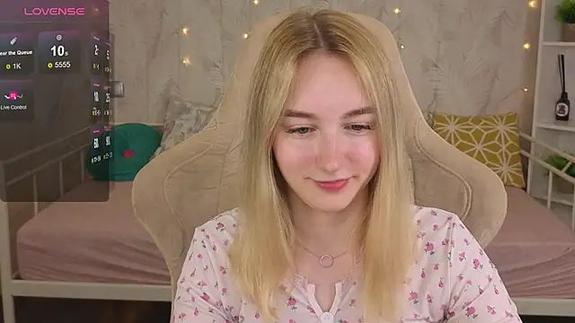 Shy_Polly: онлайн-секс-чат