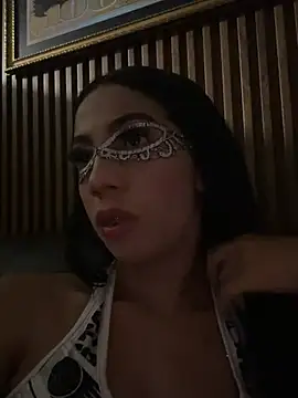 Naho_19 – Naživo XXX chat
