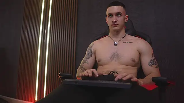 Chatroom XXX en direct de JacksonOlsenn