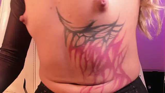 adhalee_js Live XXX-Chat