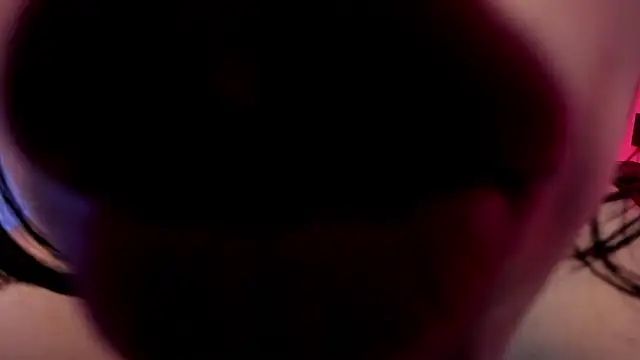 HollyPeach live XXX chat