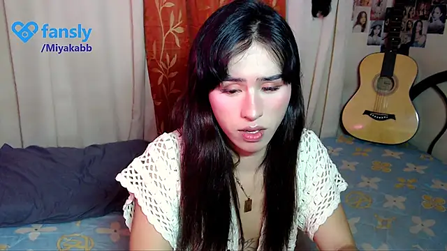 chakababe Adlı Modelin Canlı XXX Sohbeti