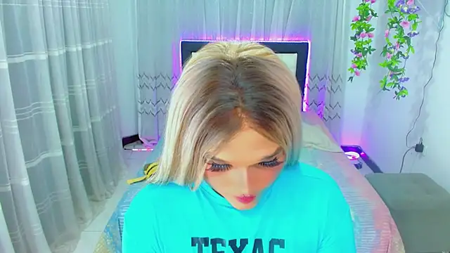 TaylorMonのライブXXXチャット