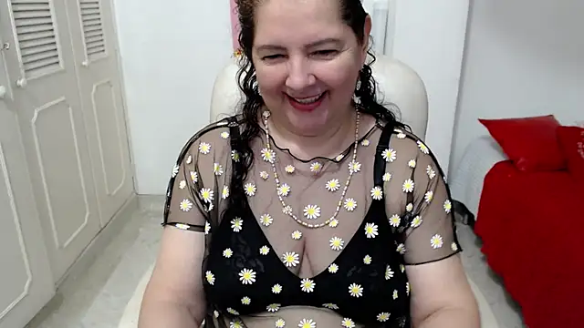 leonela_69 现场XXX聊天