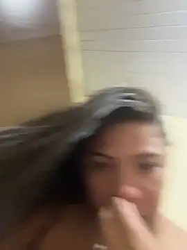 ZahraAmira_ Adlı Modelin Canlı XXX Sohbeti