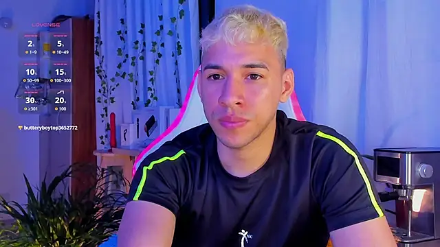 צ'אט XXX בשיד ור חי של petter_coleman_