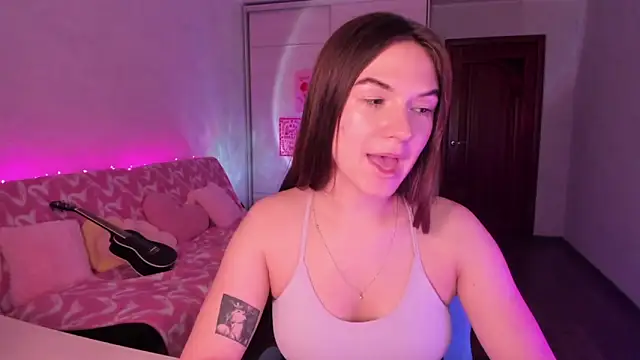 Chat XXX en directo de luna_lust_212