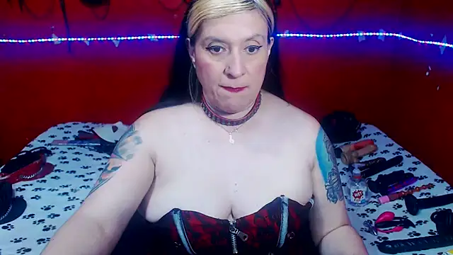 MATURE_Randy Live XXX Chat