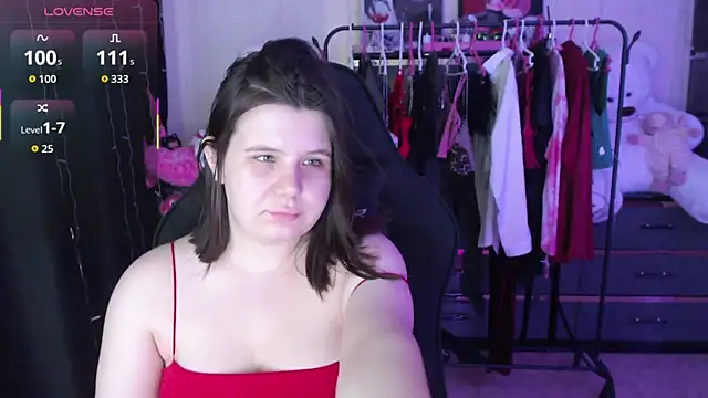 دردشة AmyVibess الجنسية المباشرة