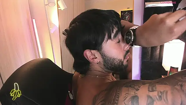 ItsMeEros Live XXX-Chat