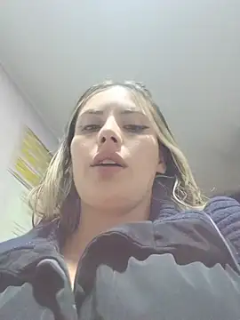 Chat XXX ao vivo de Cata_city1106