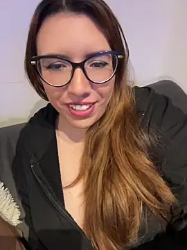 AliceMtz Adlı Modelin Canlı XXX Sohbeti
