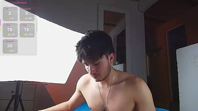 santyago_taylor Live XXX-chat