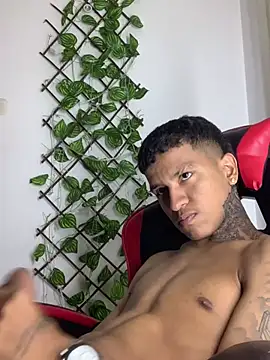 Živý XXX chat Anthony_clark1