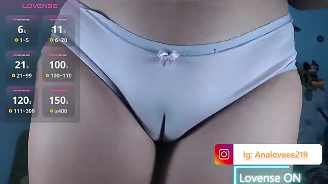 ana_studioのライブXXXチャット