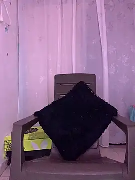 Estefani_32 现场XXX聊天