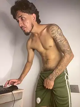 Kriss_Edwards Chat XXX in diretta