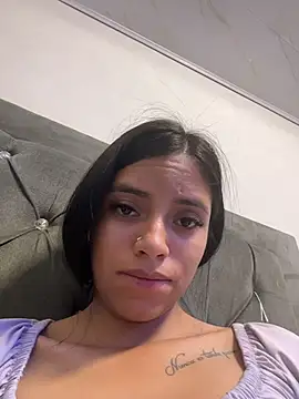 Chat +18 de CELESTE_-EC ao vivo