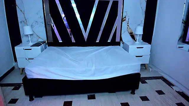 Czat XXX na żywo – cherry_bom_as