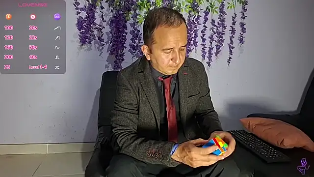 GreisyAndHazzan Chat XXX live