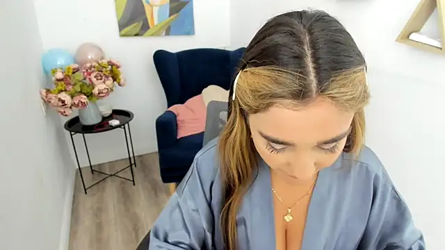 GoldenHeart_1 Live XXX-Chat