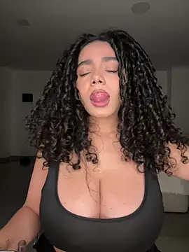 Chatroom XXX en direct de Curlyierr