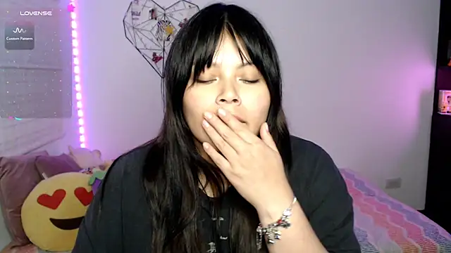 EllieMoonX's Live XXX Chat