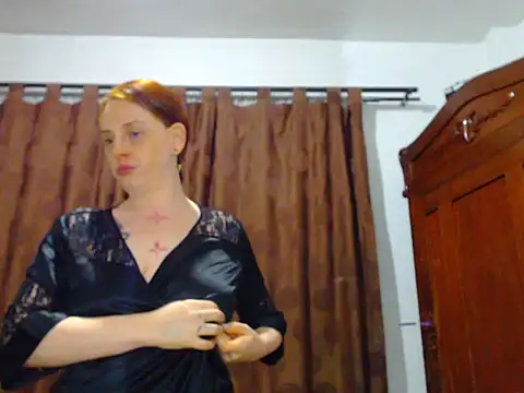 Redhead_incandy: απευθείας συνομιλία ΧΧΧ