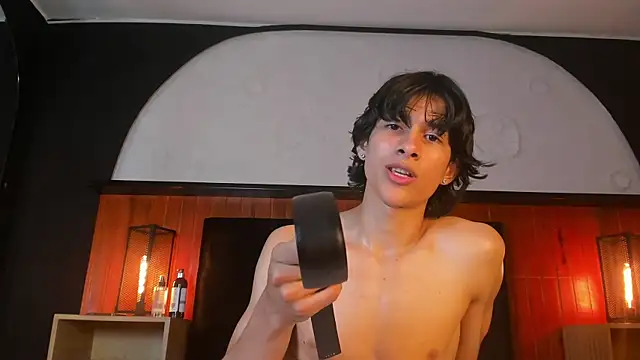 Cheys_Mast – Naživo XXX chat