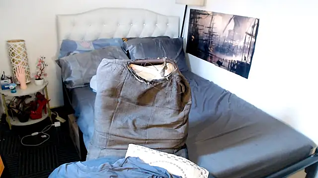 Živý XXX chat NinaDOM4CUM