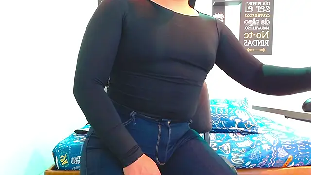 Chat +18 de maria_paula___ ao vivo