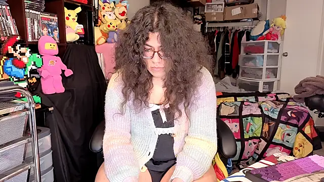 Chat +18 de ShinyCherub ao vivo