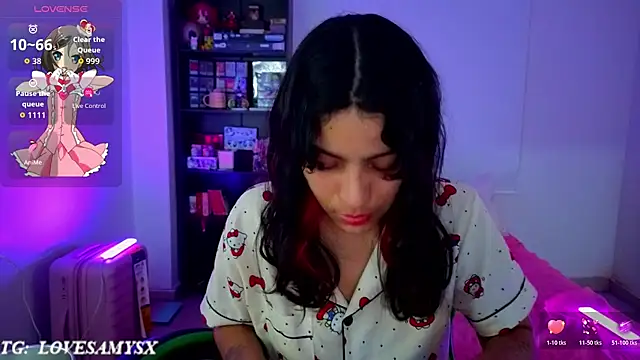 Lovelyamyy Chat XXX in diretta