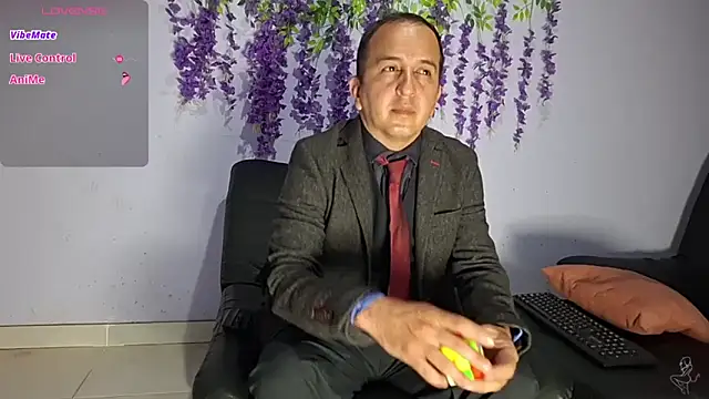 Chat +18 de GreisyAndHazzan ao vivo