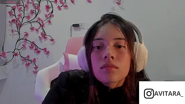 แชท XXX สดของ vanesita_