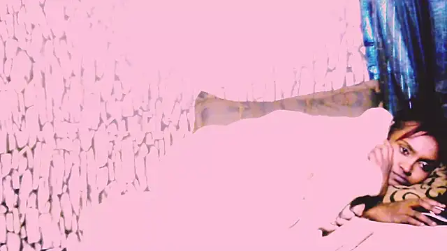 SassyXindian's Live XXX Chat