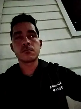 Chat +18 de Gabriel_leon33 ao vivo