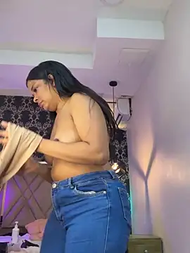 DeniseMoca Chat XXX live