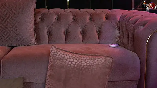 RavennaDArcy Chat XXX live