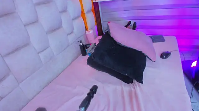Czat XXX na żywo – bigass_monic