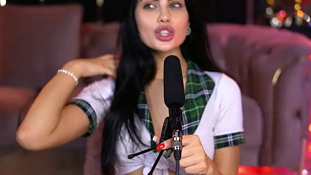 RavennaDArcy's Live XXX Chat
