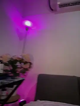 XXX chat uživo modela SheenaBrooke