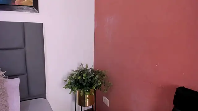 Chat XXX en directo de AnnaBroooks