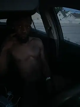 Prettyrichy élő XXX-chatje